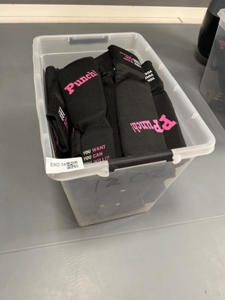 Ca. 17x paar Beenbeschermer